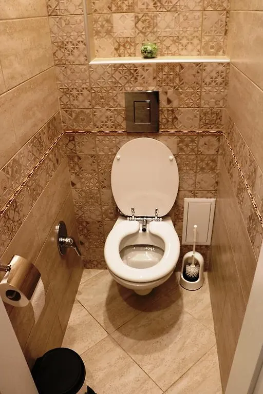 Central Varna Apartment - Lets4Holiday