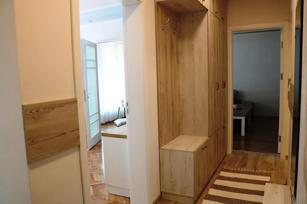 Central Varna Apartment - Lets4Holiday