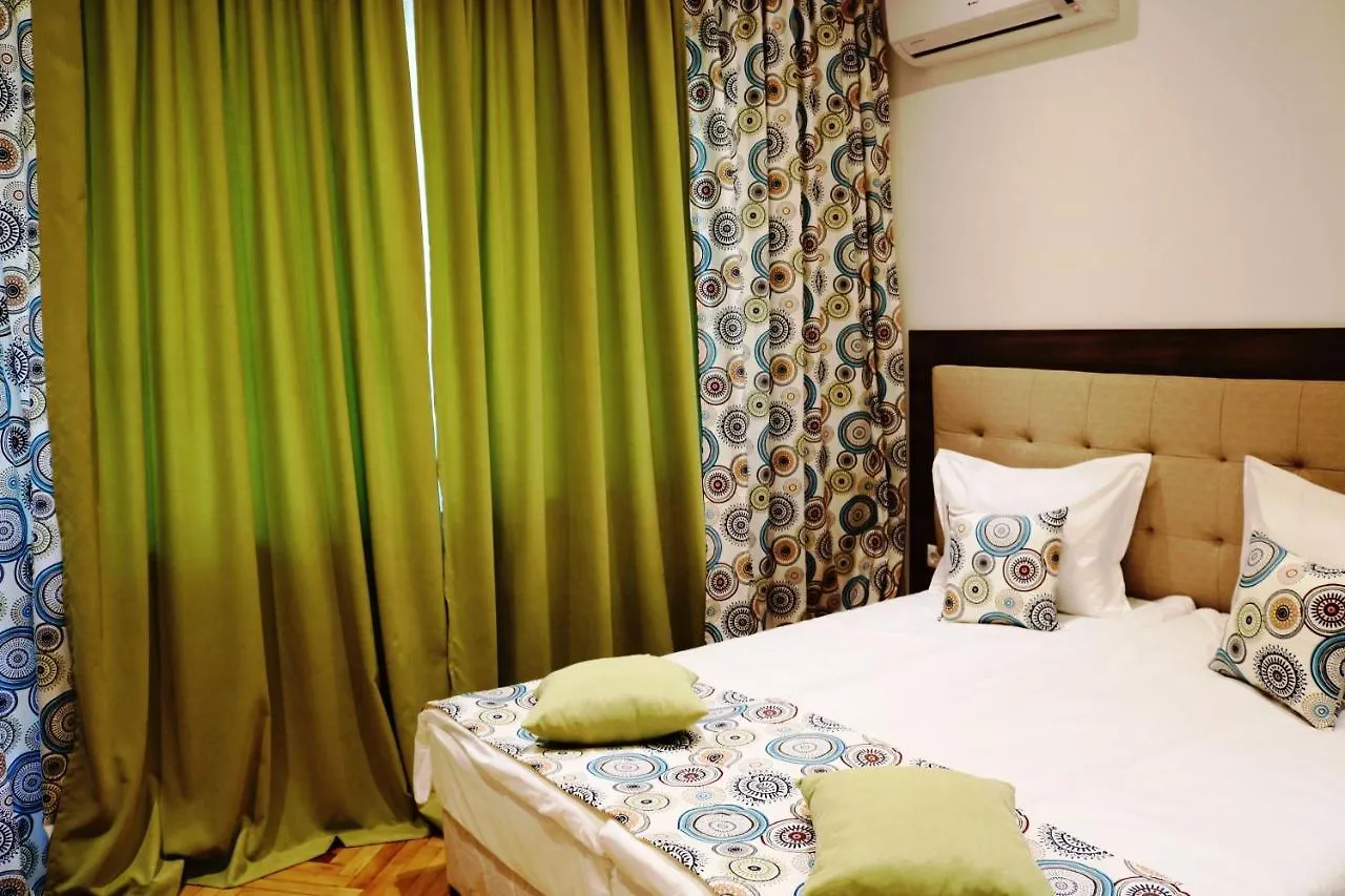 Central Varna Apartment - Lets4Holiday